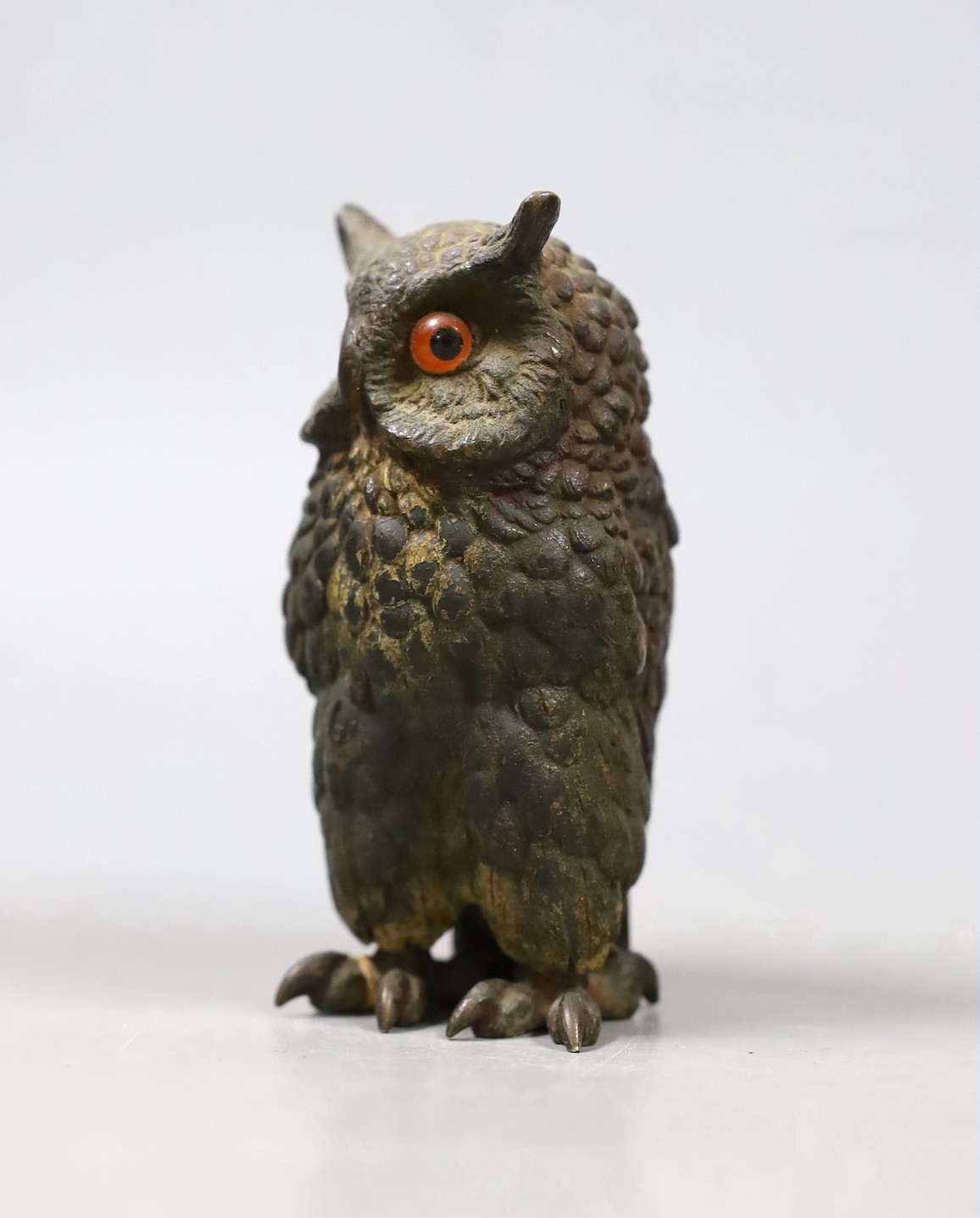 An early 20th century Austrian cold painted bronze of an owl. 9.5cm high